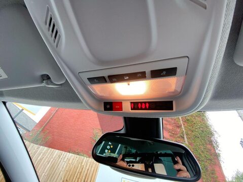 Vauxhall Crossland 1.2 Turbo Ultimate SUV 5dr Petrol Manual Euro 6 (s/s) (110 ps) Cruise Cont 17