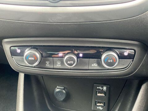 Vauxhall Crossland 1.2 Turbo Ultimate SUV 5dr Petrol Manual Euro 6 (s/s) (110 ps) Cruise Cont 24