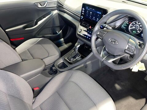 Hyundai IONIQ 1.6 h-GDi Premium SE Hatchback 5dr Petrol Hybrid DCT Euro 6 (s/s) (141 ps) 15
