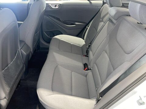 Hyundai IONIQ 1.6 h-GDi Premium SE Hatchback 5dr Petrol Hybrid DCT Euro 6 (s/s) (141 ps) 17