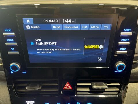 Hyundai IONIQ 1.6 h-GDi Premium SE Hatchback 5dr Petrol Hybrid DCT Euro 6 (s/s) (141 ps) 24