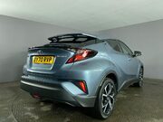 Toyota C-HR 1.8 VVT-h Design SUV 5dr Petrol Hybrid CVT Euro 6 (s/s) (122 ps) Cruise Co 8