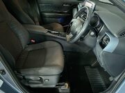 Toyota C-HR 1.8 VVT-h Design SUV 5dr Petrol Hybrid CVT Euro 6 (s/s) (122 ps) Cruise Co 15