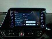 Toyota C-HR 1.8 VVT-h Design SUV 5dr Petrol Hybrid CVT Euro 6 (s/s) (122 ps) Cruise Co 30