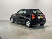 Mini Convertible 1.5 Cooper Classic Convertible 2dr Petrol Steptronic Euro 6 (s/s) (136 ps) 6