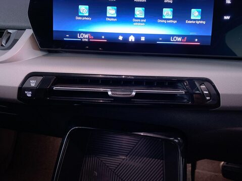 BMW X1 1.5 20i MHT Sport SUV 5dr Petrol Hybrid DCT sDrive Euro 6 (s/s) (170 ps) Ai 29