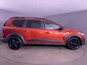 Dacia Jogger 1.0 TCe Extreme SE MPV 5dr Petrol Manual Euro 6 (s/s) (110 ps) Cruise Cont 9