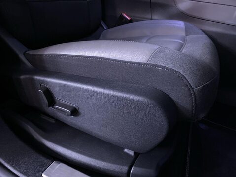 Citroen C5 Aircross 1.5 BlueHDi Shine Plus SUV 5dr Diesel Manual Euro 6 (s/s) (130 ps) Air Con 26