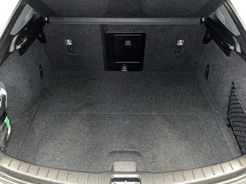 Polestar 2 Dual Motor 78kWh Long Range Fastback 5dr Electric Auto 4WDE (408 ps) Cruis 13