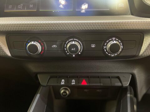 Audi A1 1.0 TFSI 25 S line Sportback 5dr Petrol S Tronic Euro 6 (s/s) (95 ps) Crui 8