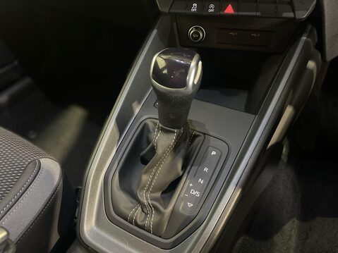 Audi A1 1.0 TFSI 25 S line Sportback 5dr Petrol S Tronic Euro 6 (s/s) (95 ps) Crui 11