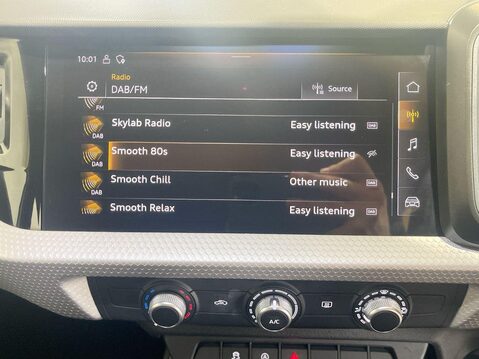 Audi A1 1.0 TFSI 25 S line Sportback 5dr Petrol S Tronic Euro 6 (s/s) (95 ps) Crui 4