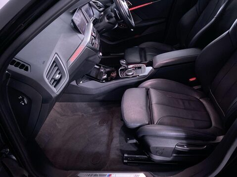 BMW 1 Series 2.0 120d M Sport Hatchback 5dr Diesel Auto xDrive Euro 6 (s/s) (190 ps) Cr 17