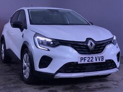 Renault Captur 1.3 TCe Iconic Edition SUV 5dr Petrol Manual Euro 6 (s/s) (140 ps) Cruise