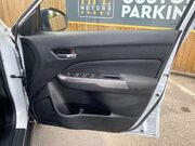 Suzuki Vitara 1.4 Boosterjet MHEV SZ-T SUV 5dr Petrol Hybrid Manual Euro 6 (s/s) (129 ps) 19