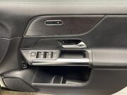 Mercedes-Benz EQA EQA 250 66.5kWh Sport SUV 5dr Electric Auto (190 ps) Cruise - Sat Nav - All 25