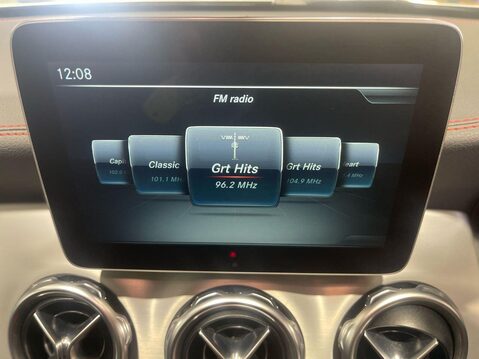 Mercedes-Benz GLA 2.1 GLA220d AMG Line (Premium) SUV 5dr Diesel 7G-DCT 4MATIC Euro 6 (s/s) (1 26