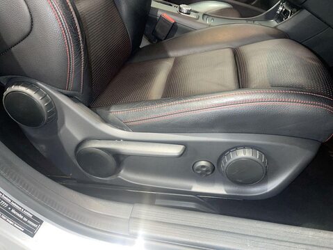 Mercedes-Benz GLA 2.1 GLA220d AMG Line (Premium) SUV 5dr Diesel 7G-DCT 4MATIC Euro 6 (s/s) (1 23