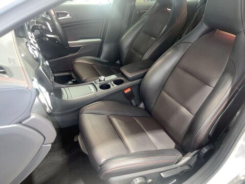 Mercedes-Benz GLA 2.1 GLA220d AMG Line (Premium) SUV 5dr Diesel 7G-DCT 4MATIC Euro 6 (s/s) (1 16