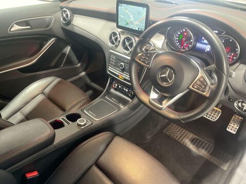 Mercedes-Benz GLA 2.1 GLA220d AMG Line (Premium) SUV 5dr Diesel 7G-DCT 4MATIC Euro 6 (s/s) (1 15