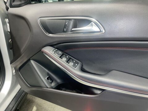 Mercedes-Benz GLA 2.1 GLA220d AMG Line (Premium) SUV 5dr Diesel 7G-DCT 4MATIC Euro 6 (s/s) (1 24