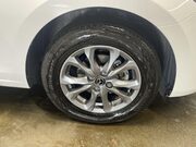 Mazda 2 1.5 SKYACTIV-G Centre-Line Hatchback 5dr Petrol Manual Euro 6 (s/s) (75 ps) 12