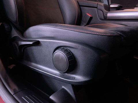 Mercedes-Benz GLA 2.0 GLA220d AMG Line (Premium) SUV 5dr Diesel 8G-DCT 4MATIC Euro 6 (s/s) (1 26