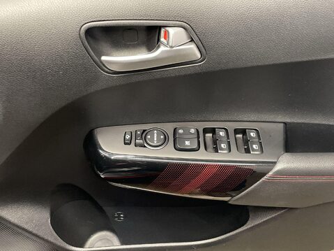 Kia Picanto 1.0 T-GDi GT-Line S Hatchback 5dr Petrol Manual Euro 6 (s/s) (99 bhp) Parki 25