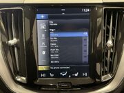 Volvo XC60 2.0 T5 Momentum SUV 5dr Petrol Auto AWD Euro 6 (s/s) (250 ps) Cruise Contr 27