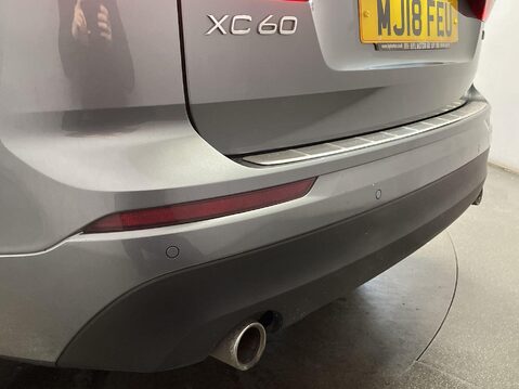 Volvo XC60 2.0 T5 Momentum SUV 5dr Petrol Auto AWD Euro 6 (s/s) (250 ps) Cruise Contr 14