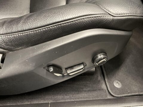 Volvo XC60 2.0 T5 Momentum SUV 5dr Petrol Auto AWD Euro 6 (s/s) (250 ps) Cruise Contr 24