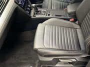 Volkswagen Passat 1.5 TSI EVO SEL Estate 5dr Petrol DSG Euro 6 (s/s) (150 ps) Cruise Control 17