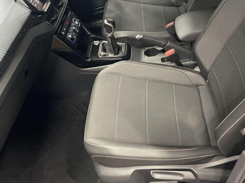 Volkswagen T-Cross 1.0 TSI Black Edition SUV 5dr Petrol Manual Euro 6 (s/s) (110 ps) Air Con - 17