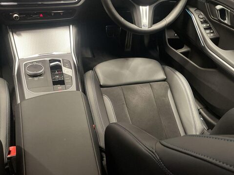 BMW 3 Series 2.0 330e 12kWh M Sport Saloon 4dr Petrol Plug-in Hybrid Auto Euro 6 (s/s) ( 15