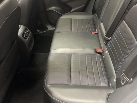 Nissan Qashqai 1.3 DIG-T MHEV Tekna SUV 5dr Petrol Hybrid Manual Euro 6 (s/s) (140 ps) Air 19