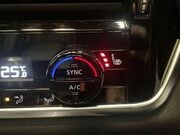 Nissan Qashqai 1.3 DIG-T MHEV Tekna SUV 5dr Petrol Hybrid Manual Euro 6 (s/s) (140 ps) Air 24