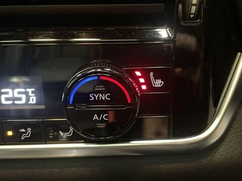 Nissan Qashqai 1.3 DIG-T MHEV Tekna SUV 5dr Petrol Hybrid Manual Euro 6 (s/s) (140 ps) Air 24