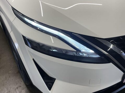 Nissan Qashqai 1.3 DIG-T MHEV Tekna SUV 5dr Petrol Hybrid Manual Euro 6 (s/s) (140 ps) Air 23