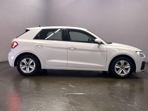 Audi A1 1.0 TFSI 25 Technik Sportback 5dr Petrol Manual Euro 6 (s/s) (95 ps) Cruis 9