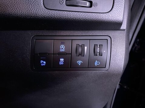 Hyundai ix20 1.6 SE Nav Hatchback 5dr Petrol Manual Euro 6 (125 ps) Bluetooth - Air Con 25