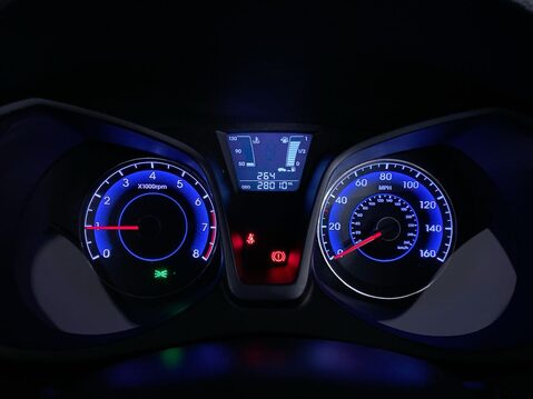 Hyundai ix20 1.6 SE Nav Hatchback 5dr Petrol Manual Euro 6 (125 ps) Bluetooth - Air Con 28