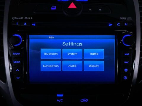 Hyundai ix20 1.6 SE Nav Hatchback 5dr Petrol Manual Euro 6 (125 ps) Bluetooth - Air Con 32