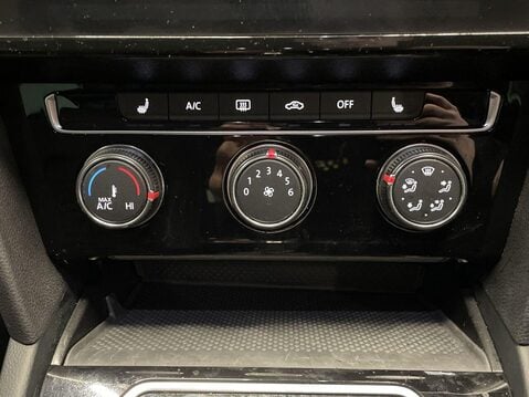 Volkswagen Passat 1.5 TSI EVO SEL Estate 5dr Petrol DSG Euro 6 (s/s) (150 ps) Cruise Control 28