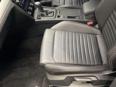 Volkswagen Passat 1.5 TSI EVO SEL Estate 5dr Petrol DSG Euro 6 (s/s) (150 ps) Cruise Control 17