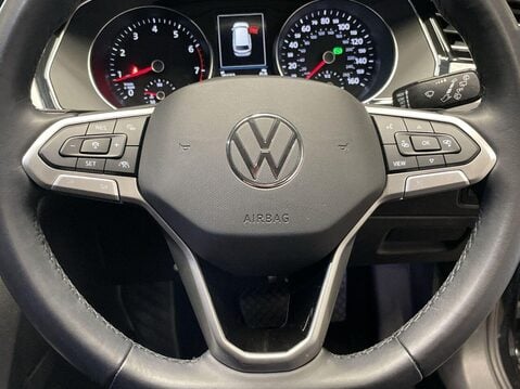 Volkswagen Passat 1.5 TSI EVO SEL Estate 5dr Petrol DSG Euro 6 (s/s) (150 ps) Cruise Control 21