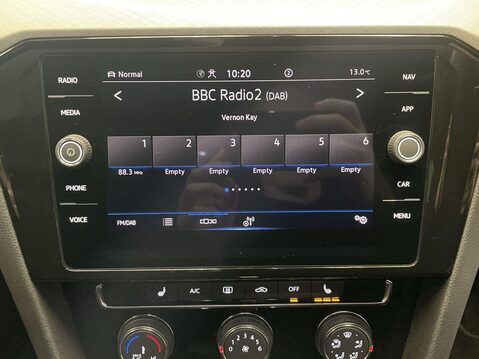 Volkswagen Passat 1.5 TSI EVO SEL Estate 5dr Petrol DSG Euro 6 (s/s) (150 ps) Cruise Control 27