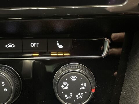 Volkswagen Passat 1.5 TSI EVO SEL Estate 5dr Petrol DSG Euro 6 (s/s) (150 ps) Cruise Control 23