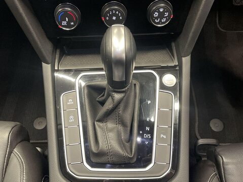 Volkswagen Passat 1.5 TSI EVO SEL Estate 5dr Petrol DSG Euro 6 (s/s) (150 ps) Cruise Control 20