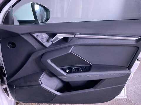 Audi A3 1.0 TFSI 30 S line Sportback 5dr Petrol Manual Euro 6 (s/s) (110 ps) Cruis 27