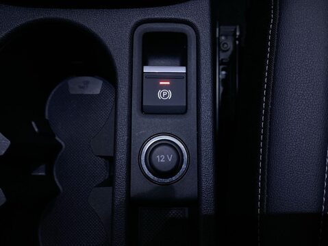 Audi A3 1.0 TFSI 30 S line Sportback 5dr Petrol Manual Euro 6 (s/s) (110 ps) Cruis 32